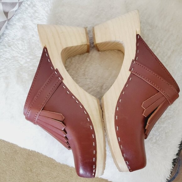 Brown Leather Clogs with Fringe Detail - Picture 13 of 16